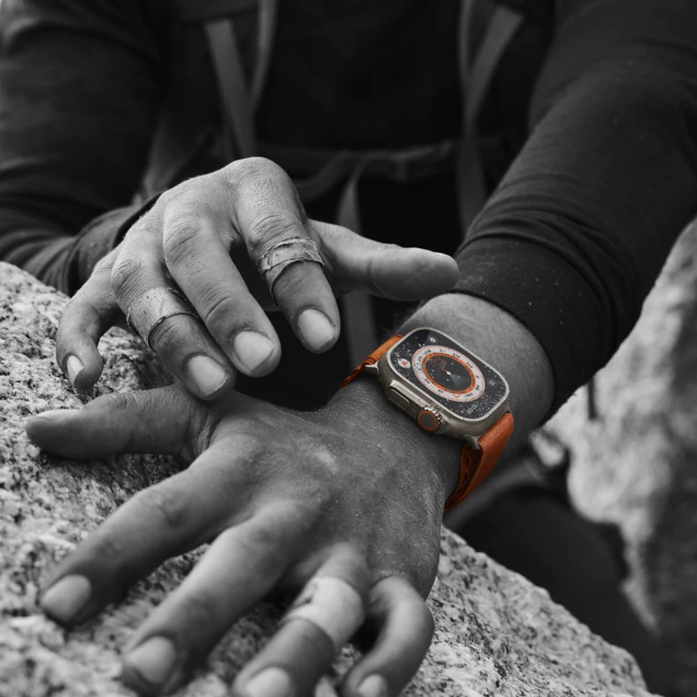 Ultra PRO Smartwatch™ cu 2 curele (portocaliu + negru)