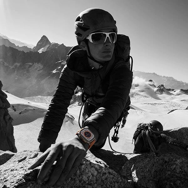 Ultra PRO Smartwatch™ cu 2 curele (portocaliu + negru)